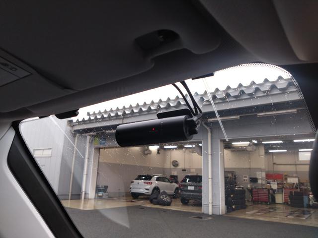 ジープ・レネゲード リミテッド 黒レザー LEDライト カープレイ アンドロイドオート ACC 衝突軽減 シートヒーター 純正グルセグナビ バックカメラ パークソナー ステアリングヒーター ブラインドスポット ETC 純正17AW(26枚目)