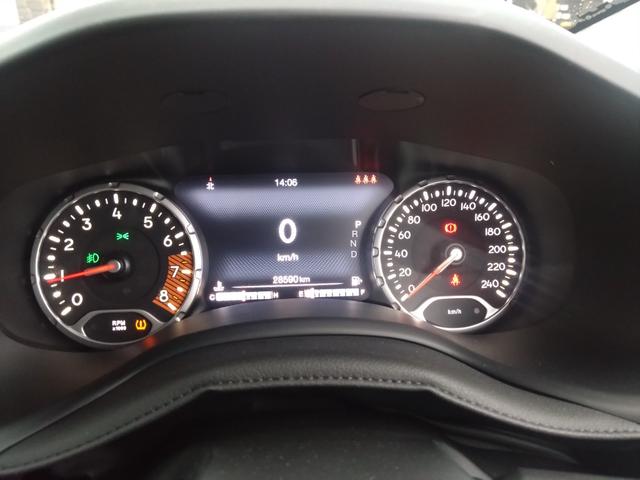 ジープ・レネゲード リミテッド 黒レザー LEDライト カープレイ アンドロイドオート ACC 衝突軽減 シートヒーター 純正グルセグナビ バックカメラ パークソナー ステアリングヒーター ブラインドスポット ETC 純正17AW(53枚目)