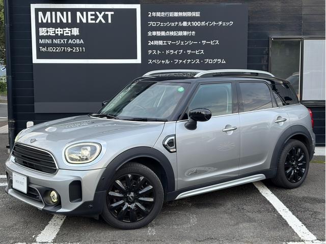 ＭＩＮＩ クーパーＤクロスオーバーオール４エッセンシャルトリム　純正ナビ　バックカメラ　ＬＥＤヘッドライト　オートライト　フロントフォグランプ　ユニオンジャックテールランプ　オートワイパー　電動リアゲート　ＥＴＣ２．０車載器　純正１８インチホイール　シートヒーター（2枚目）