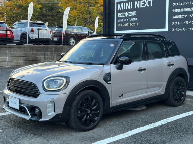 ＭＩＮＩ クーパーＤ　クロスオーバーオール４ハイランドＥＤ　ナビゲーション　ＡｐｐｌｅＣａｒｐｌａｙ　リアカメラ　ＬＥＤヘッドライト　オートライト　ユニオンジャックテールランプ　フロントフォグランプ　オートワイパー　純正１８インチホイール　ＥＴＣ２．０車載器（11枚目）