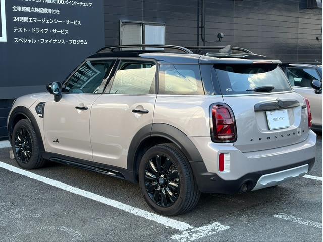 ＭＩＮＩ クーパーＤ　クロスオーバーオール４ハイランドＥＤ　ナビゲーション　ＡｐｐｌｅＣａｒｐｌａｙ　リアカメラ　ＬＥＤヘッドライト　オートライト　ユニオンジャックテールランプ　フロントフォグランプ　オートワイパー　純正１８インチホイール　ＥＴＣ２．０車載器（19枚目）