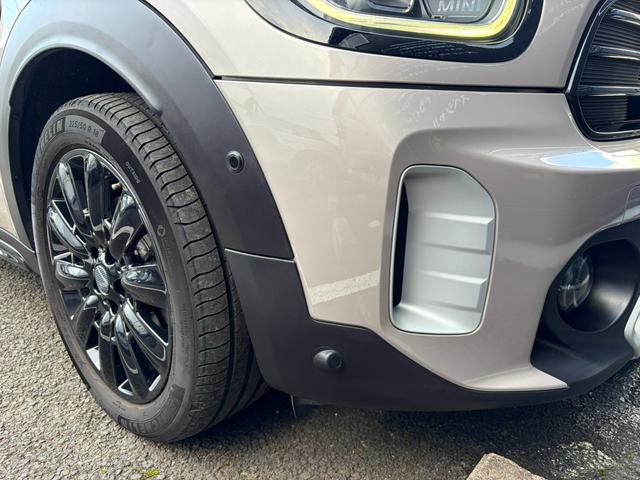 ＭＩＮＩ クーパーＤ　クロスオーバーオール４ハイランドＥＤ　ナビゲーション　ＡｐｐｌｅＣａｒｐｌａｙ　リアカメラ　ＬＥＤヘッドライト　オートライト　ユニオンジャックテールランプ　フロントフォグランプ　オートワイパー　純正１８インチホイール　ＥＴＣ２．０車載器（47枚目）