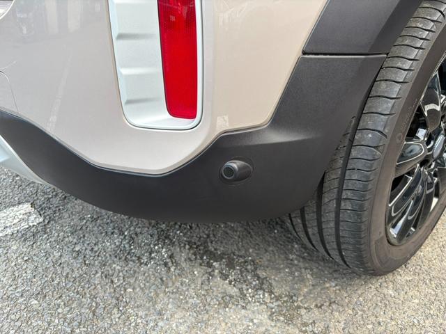 ＭＩＮＩ クーパーＤ　クロスオーバーオール４ハイランドＥＤ　ナビゲーション　ＡｐｐｌｅＣａｒｐｌａｙ　リアカメラ　ＬＥＤヘッドライト　オートライト　ユニオンジャックテールランプ　フロントフォグランプ　オートワイパー　純正１８インチホイール　ＥＴＣ２．０車載器（48枚目）