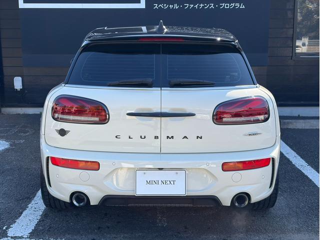 ＭＩＮＩ ジョンクーパーワークス　クラブマン　ナビ　リアカメラ　ＬＥＤヘッドライト　前車追従クルーズコントロール　衝突被害軽減ブレーキ　純正１９インチホイール　オートライト　オートワイパー　パドルシフト（15枚目）