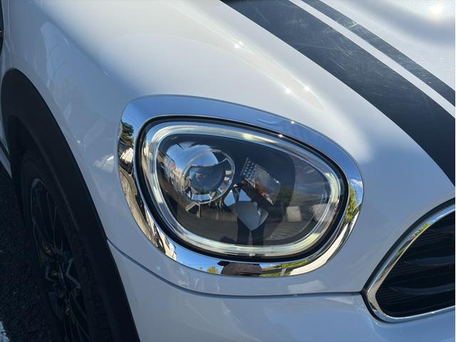 MINI クーパーD クロスオーバー オール4 ナビ リアカメラ LEDヘッドライト 純正18インチホイール PDCセンサー ETC 前車追従クルーズコントロール 衝突被害軽減ブレーキ オートライト オートワイパー シートヒーター(11枚目)