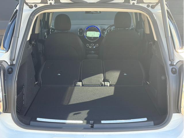 MINI クーパーD クロスオーバー オール4 ナビ リアカメラ LEDヘッドライト 純正18インチホイール PDCセンサー ETC 前車追従クルーズコントロール 衝突被害軽減ブレーキ オートライト オートワイパー シートヒーター(21枚目)