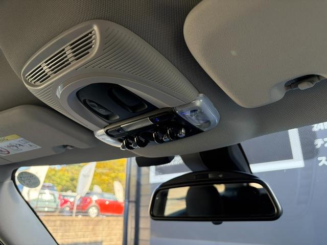 MINI クーパーD クロスオーバー オール4 ナビ リアカメラ LEDヘッドライト 純正18インチホイール PDCセンサー ETC 前車追従クルーズコントロール 衝突被害軽減ブレーキ オートライト オートワイパー シートヒーター(33枚目)