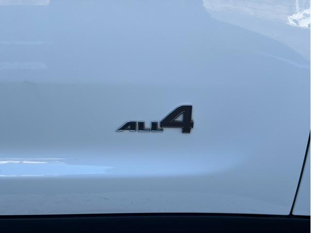 MINI クーパーD クロスオーバー オール4 ナビ リアカメラ LEDヘッドライト 純正18インチホイール PDCセンサー ETC 前車追従クルーズコントロール 衝突被害軽減ブレーキ オートライト オートワイパー シートヒーター(46枚目)