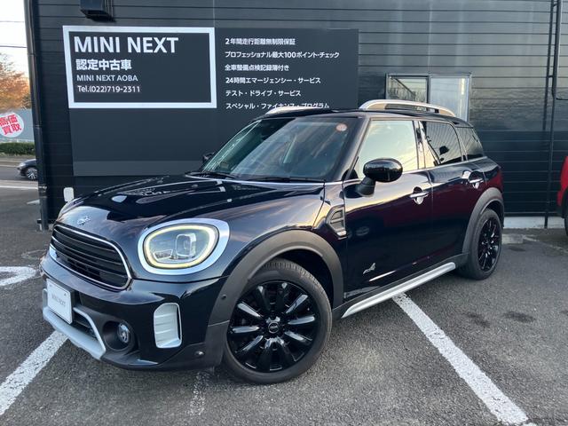 ＭＩＮＩ クーパーＤ　クロスオーバー　オール４　ナビゲーション　リアカメラ　ＬＥＤライト　純正１８インチホイール　前車追従クルーズコントロール　衝突被害軽減ブレーキ　オートライト　オートワイパー　ヘッドアップディスプレイ　前後ＰＤＣセンサー（2枚目）