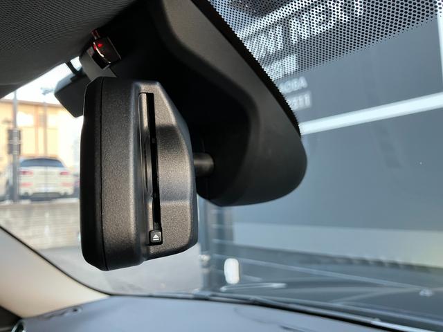 ＭＩＮＩ クーパーＤ　クロスオーバー　オール４　ナビゲーション　リアカメラ　ＬＥＤライト　純正１８インチホイール　前車追従クルーズコントロール　衝突被害軽減ブレーキ　オートライト　オートワイパー　ヘッドアップディスプレイ　前後ＰＤＣセンサー（32枚目）