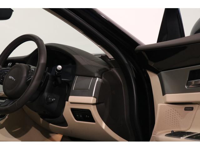 ピュア JAGUAR認定中古車 ワンオーナー 純正ナビ(27枚目)