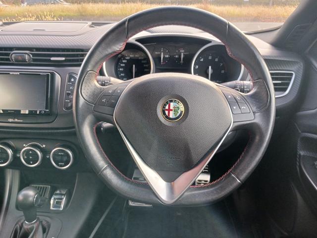 ジュリエッタ ヴェローチェ ブラックレザーシート・ブラックアルミホイール・ドラレコ・ナビ・テレビ・バックカメラ・キーレススペアキー(15枚目)