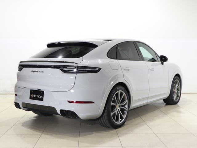 カイエンクーペ カイエンターボ クーペ ターボTip-S Rセンターシート4WD(2枚目)