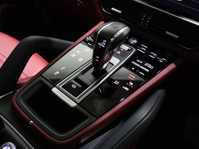 カイエンクーペ カイエンターボ クーペ ターボTip-S Rセンターシート4WD(35枚目)