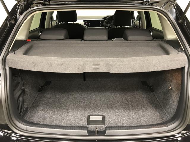 ポロ TSIコンフォートラインリミテッド LEDヘッドライト(オートハイコントロール機能、LEDポジションランプ付き) リヤビューカメラ ETC2.0対応車載器 スマートエントリー&スタートシステム 185/65R15(16枚目)