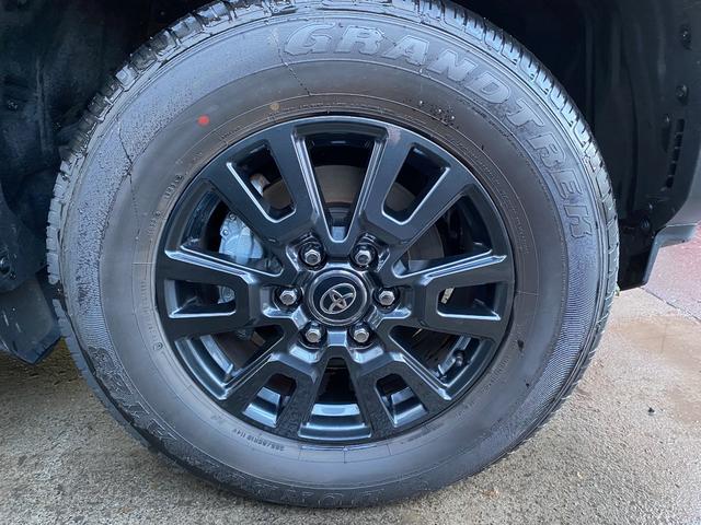 ランドクルーザー２５０ ＶＸ　丸目　シートヒーター　ベンチレーション　デジタルインナーミラー　ワンオーナー（35枚目）