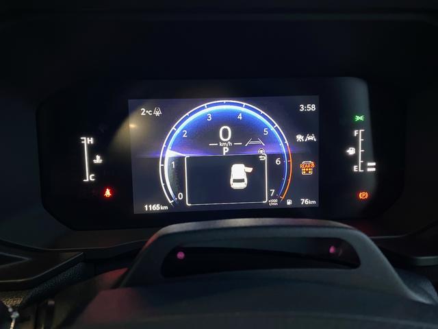 ランドクルーザー２５０ ＶＸ　丸目　シートヒーター　ベンチレーション　デジタルインナーミラー　ワンオーナー（37枚目）