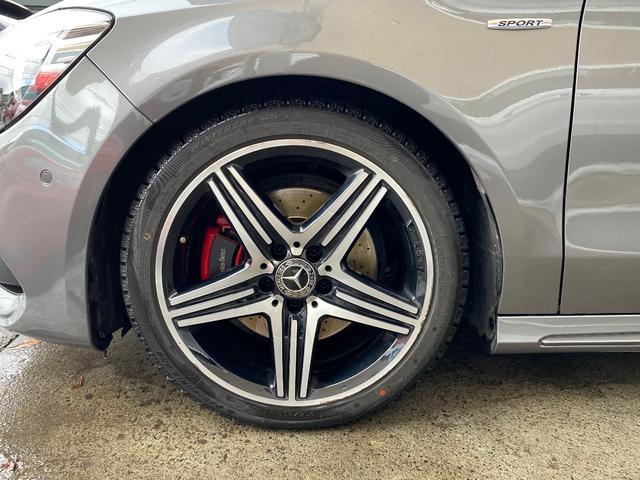 ＣＬＡクラス ＣＬＡ２５０シュポルト　４マチック　ＣＬＡ２５０シュポルト　４マチック（５名）ブラインドスポットアダプティブクルーズコントロールプロ　パノラマサンルーフ　自動ハイビームコントロールスタティックＬＥＤヘッドランプＡＭＧスタイリング　ｐｋｇ（4枚目）