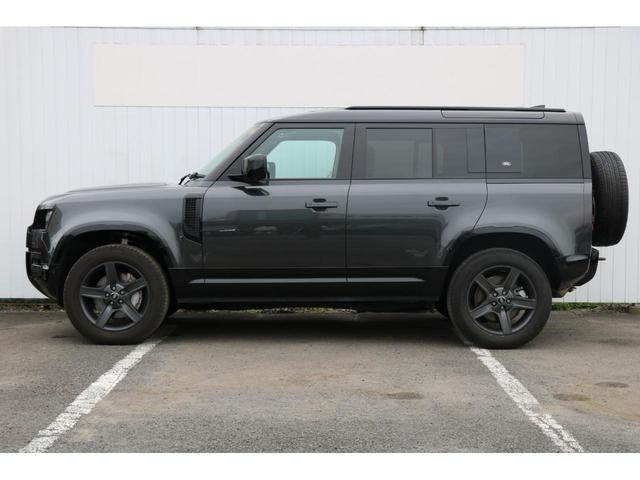 ディフェンダー １１０Ｘ－ダイナミックＳＥ　Ｄ３００　ＡＣＣ　プライバシーガラス　２０インチブラックＡＷ　ブラックパック（6枚目）