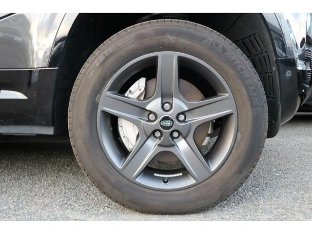 ディフェンダー １１０Ｘ－ダイナミックＳＥ　Ｄ３００　ＡＣＣ　プライバシーガラス　２０インチブラックＡＷ　ブラックパック（7枚目）