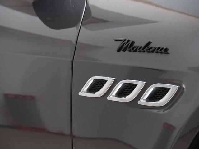 モデナ　２０２３年モデル　認定保証２年付　サンルーフ　アルカンタラヘッドライニング　４ゾーンクライメートコントロール　Ｂｏｗｅｒｓ＆Ｗｉｌｋｉｎｓサウンドシステム　フロントシートベンチレーション(29枚目)