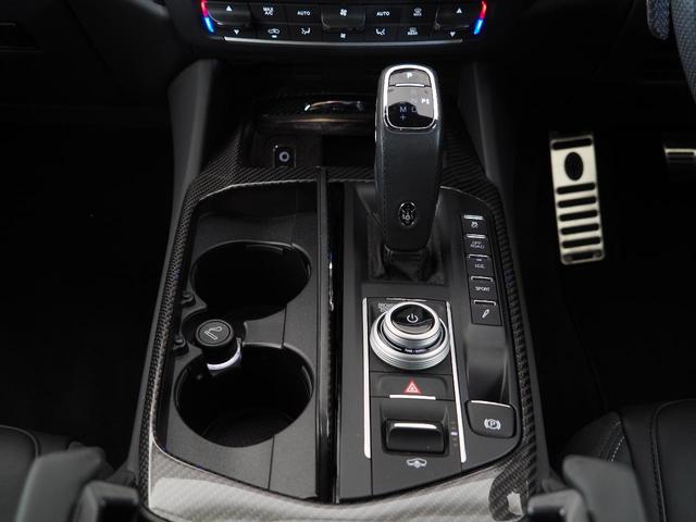 レヴァンテ モデナＳ　認定保証２年付　サンルーフ　カーボンインテリア　シートエアコン　Ｂ＆Ｗサウンド　アルカンタラルーフ　全席ヒーター　黒本革／グレーステッチ　カーボンパドル　イルミネーションドアステップ　マイカペイント（12枚目）