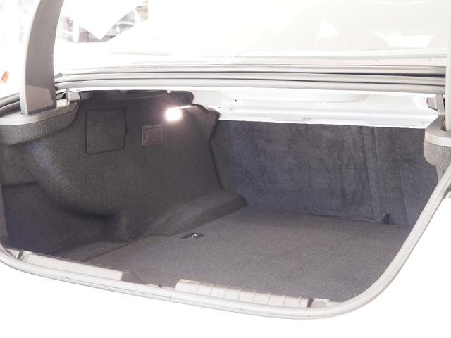 ギブリ S 赤革 全席シートヒーター サンルーフ カーボンファイバーインテリアトリム 20インチウラーノホイール スカイフックサスペンション INOXスポーツペダル レッドブレーキキャリパー シフトパドル(14枚目)