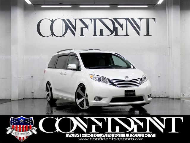 シエナ 　リミテッド　４ＷＤ　社外２２インチＡＷ　車高調　ツインサンルーフ　両側パワースライドドア　格納サードシート　地デジ・ナビ　フロント・サイド・バックカメラ　電動格納ミラー　ＢＳＭ　フリップダウンモニター（7枚目）