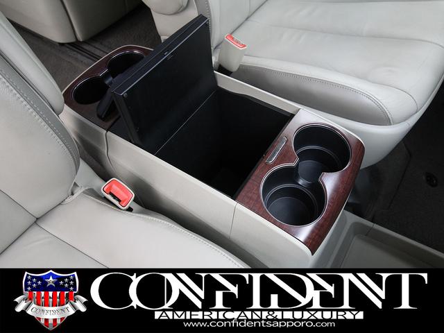 シエナ 　リミテッド　４ＷＤ　社外２２インチＡＷ　車高調　ツインサンルーフ　両側パワースライドドア　格納サードシート　地デジ・ナビ　フロント・サイド・バックカメラ　電動格納ミラー　ＢＳＭ　フリップダウンモニター（39枚目）