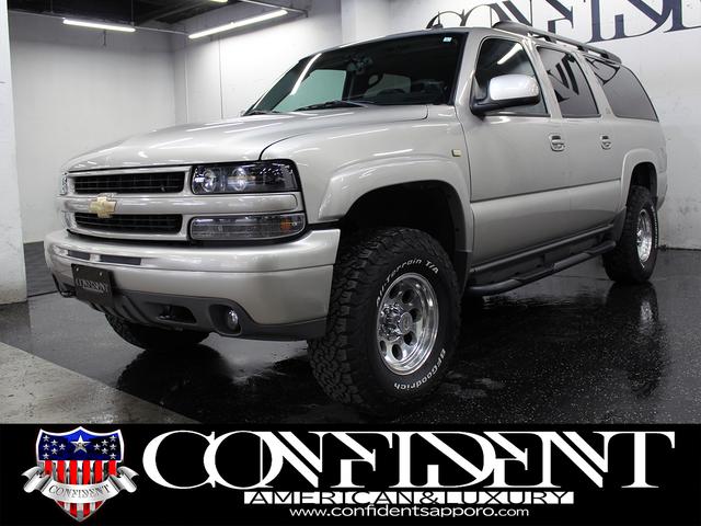 シボレーサバーバン 　Ｚ７１　４ＷＤ　７人乗り　レザーシート　セカンドキャプテンシート　オートチェック付き　　ミッキートンプソン１６インチＡＷ　グッドリッチオールテレーン　地デジナビ・バックカメラ　サンルーフ（2枚目）