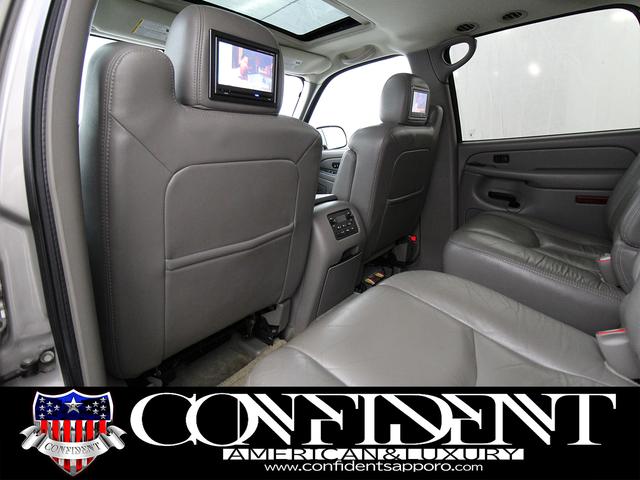 シボレーサバーバン 　Ｚ７１　４ＷＤ　７人乗り　レザーシート　セカンドキャプテンシート　オートチェック付き　　ミッキートンプソン１６インチＡＷ　グッドリッチオールテレーン　地デジナビ・バックカメラ　サンルーフ（58枚目）