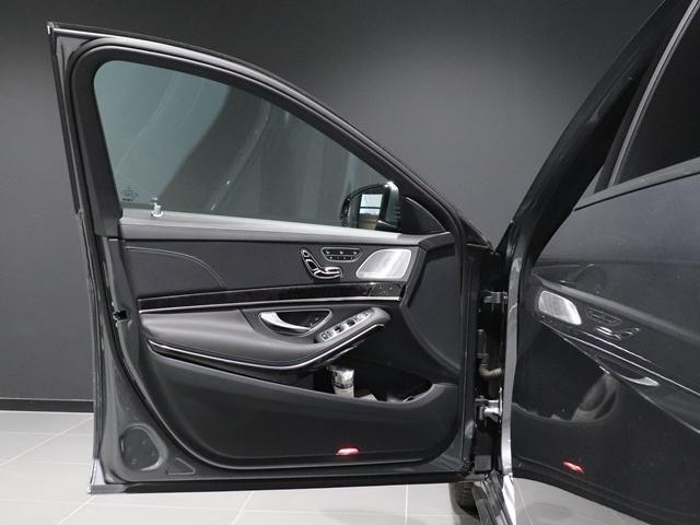 S560 4マチックロング スポーツリミテッド ワンオーナー AMGスタイリング サンルーフ AIR MATICサスペンション マルチビームLED Burmester 4ゾーンエアコン エアバランス ベンチレーター ヘッドアップディスプレイ(23枚目)