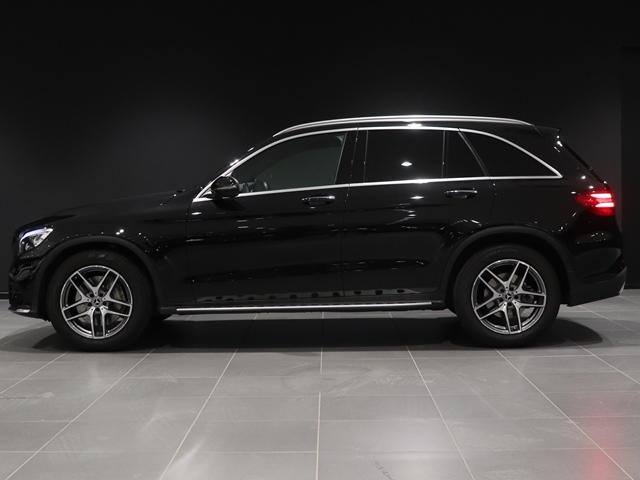 GLC220d 4マチックスポーツ ワンオーナー ランニングボード MBロゴプロジェクター AMGスタイリング LEDヘッドライト 全方位カメラ フットトランクオープナー 全席シートヒーター アンビエントライト(18枚目)