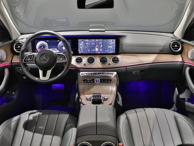 E450 4マチック エクスクルーシブ ワンオーナー EXC サンルーフ Burmester 純正ドラレコ マルチビームLED コックピッドD エアバランス ベンチレーター フットトランクOP 全方位カメラ ヘッドアップディスプレイ(33枚目)