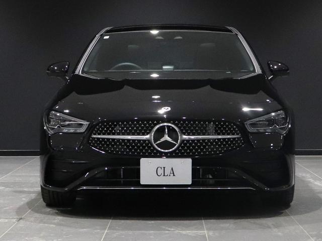 ＣＬＡクラス ＣＬＡ１８０　ＡＭＧラインパッケージ　ワンオーナー　パノラミックスライディングルーフ　ＡＭＧ１９インチＡＷ　デジタルコックピッドＤ　全方位カメラ　マルチビームＬＥＤ　アンビエントライト　本革巻スポーツステアリング　ＭＢＵＸ（7枚目）