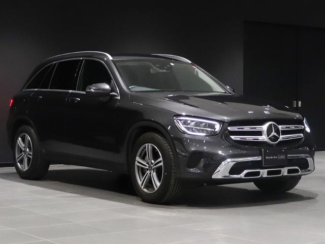 ＧＬＣ ＧＬＣ２２０ｄ　４マチック　ワンオーナー　ブラウンウッドインテリアトリム　フットトランクオープナー　アンビエントライト　ＬＥＤヘッドライト　全方位カメラ　ＭＢロゴ入りドアプロジェクター　前後シートヒーター　ワイヤレスチャージング（9枚目）