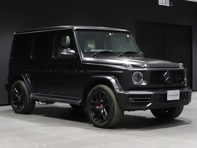 Ｇクラス Ｇ６３　ＡＭＧナイトＰＫＧ仕様　Ｇ．ｍａｎｕｆａｋｔｕｒプログラム　マットブラックＡＭＧ２１インチＡＷ　ボディ同色スペアタイヤリング　ベージュシートベルト　フリップダウンモニター　ブラックランニングボード（9枚目）