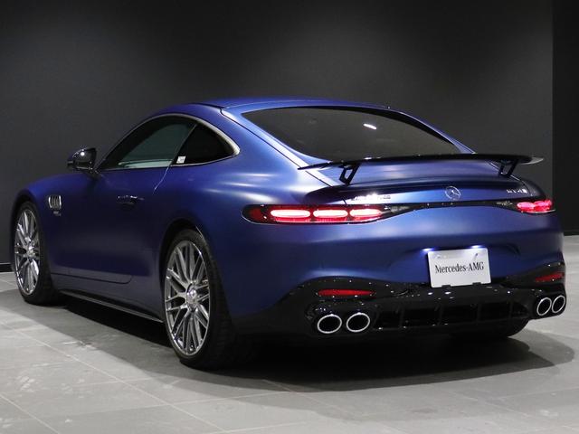 MERCEDES AMG GT 43 COUPE
