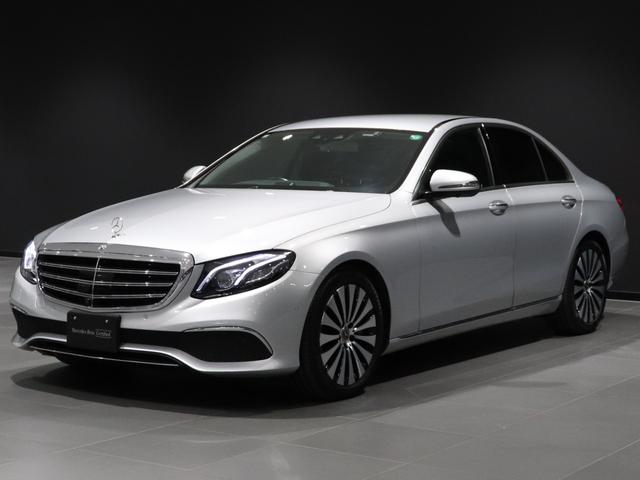 Ｅクラス Ｅ４００　４マチック　エクスクルーシブ　認定保証２年　１２．３インチコックピッドＤ　アップルカープレイ　ヘッドアップディスプレイ　アンビエントライト　マルチビームＬＥＤ　ＡＩＲ　ＢＯＤＹサス　本革シート（ナッパレザー）（8枚目）