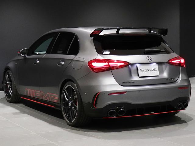 Ａクラス Ａ４５　Ｓ４マチック＋ストリートスタイルエディション　全国限定１００台　ワンオーナー　特別カラーマウンテングレーマグノ　オレンジアクセント　ＡＭＧエアロダイナミクスＰＫＧ　ＡＭＧナイトＰＫＧ　専用フロアマット　ＡＭＧパフォーマンスステアリング（21枚目）