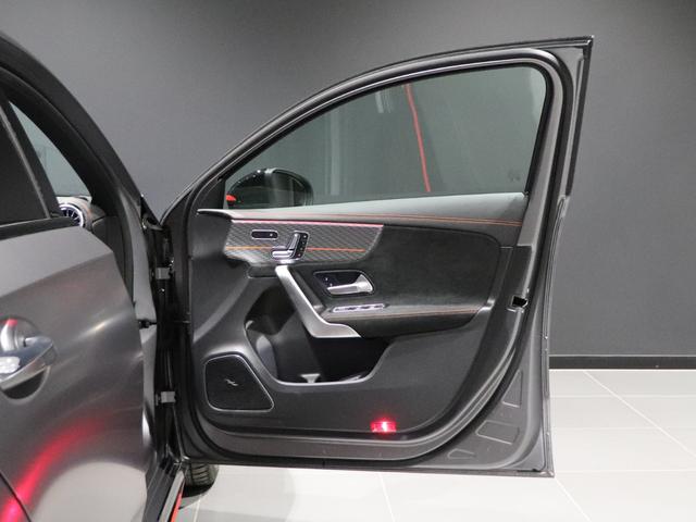 Ａクラス Ａ４５　Ｓ４マチック＋ストリートスタイルエディション　全国限定１００台　ワンオーナー　特別カラーマウンテングレーマグノ　オレンジアクセント　ＡＭＧエアロダイナミクスＰＫＧ　ＡＭＧナイトＰＫＧ　専用フロアマット　ＡＭＧパフォーマンスステアリング（42枚目）