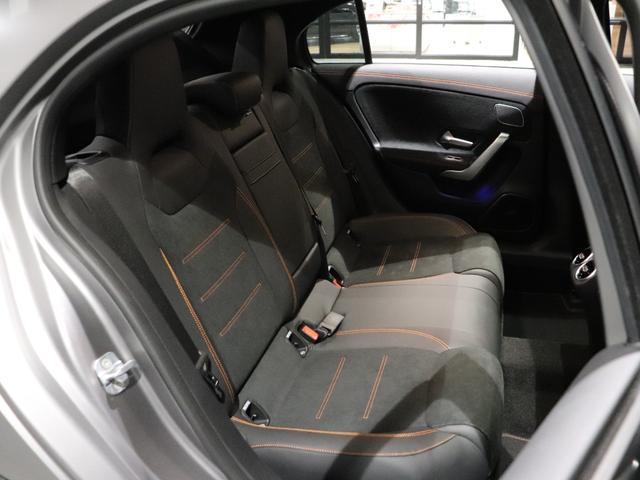 Ａクラス Ａ４５　Ｓ４マチック＋ストリートスタイルエディション　全国限定１００台　ワンオーナー　特別カラーマウンテングレーマグノ　オレンジアクセント　ＡＭＧエアロダイナミクスＰＫＧ　ＡＭＧナイトＰＫＧ　専用フロアマット　ＡＭＧパフォーマンスステアリング（49枚目）