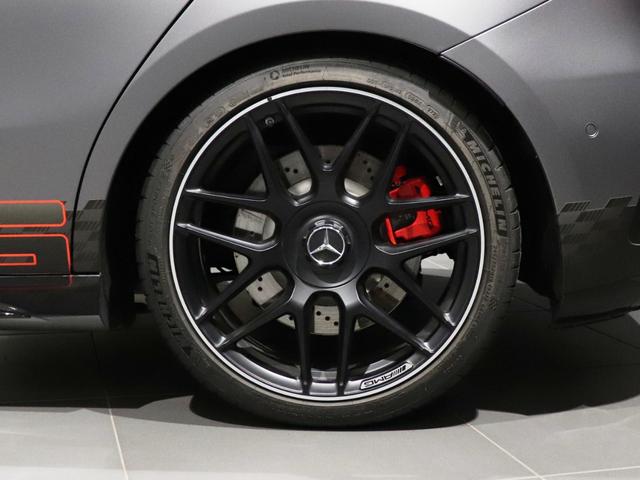 Ａクラス Ａ４５　Ｓ４マチック＋ストリートスタイルエディション　全国限定１００台　ワンオーナー　特別カラーマウンテングレーマグノ　オレンジアクセント　ＡＭＧエアロダイナミクスＰＫＧ　ＡＭＧナイトＰＫＧ　専用フロアマット　ＡＭＧパフォーマンスステアリング（50枚目）