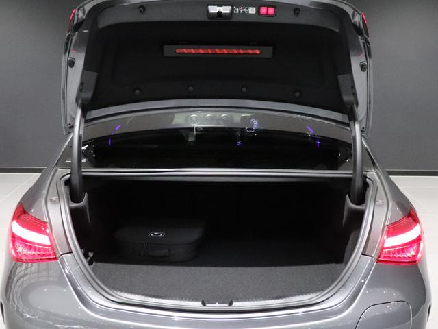 Cクラス C350eスポーツ プラグインハイブリッド ワンオーナー レザーエクスクルーシブPKG Burmester3Dサラウンドサウンド 本革シート ベンチレーター 全方位カメラ 自動開閉トランク(18枚目)