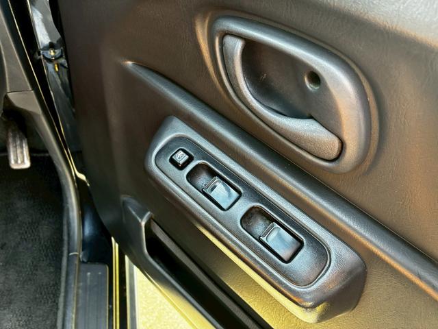 ジムニー ランドベンチャー ☆4WD☆レザーシート☆シートヒーター☆ETC☆電格ミラー(19枚目)