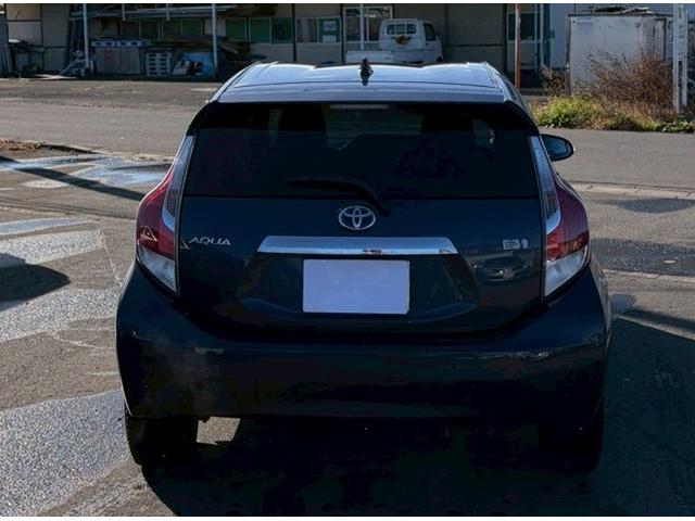 アクア S 禁煙車 純正ナビTV プッシュスタート(6枚目)