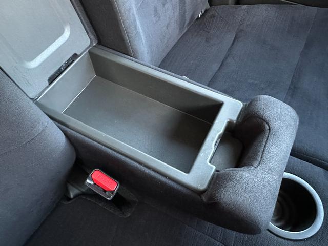 キューブ １５Ｘ　ナビ／バックカメラ／Ｂｌｕｅｔｏｏｔｈ／関東仕入れ／禁煙車／ＴＶ／ＤＶＤ／ＥＴＣ／インテリキー／プッシュスタート／タイミングチェーン．／フロントフォグ／ＡＷ／ドアバイザー／ＰＶガラス（59枚目）