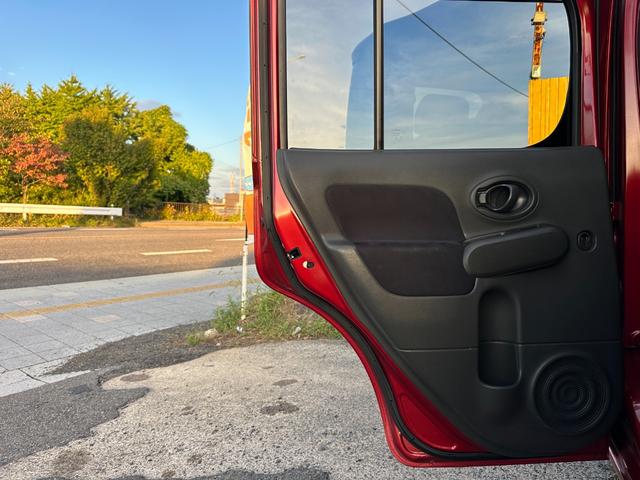 キューブ １５Ｘ　ナビ／バックカメラ／Ｂｌｕｅｔｏｏｔｈ／関東仕入れ／禁煙車／ＴＶ／ＤＶＤ／ＥＴＣ／インテリキー／プッシュスタート／タイミングチェーン．／フロントフォグ／ＡＷ／ドアバイザー／ＰＶガラス（63枚目）