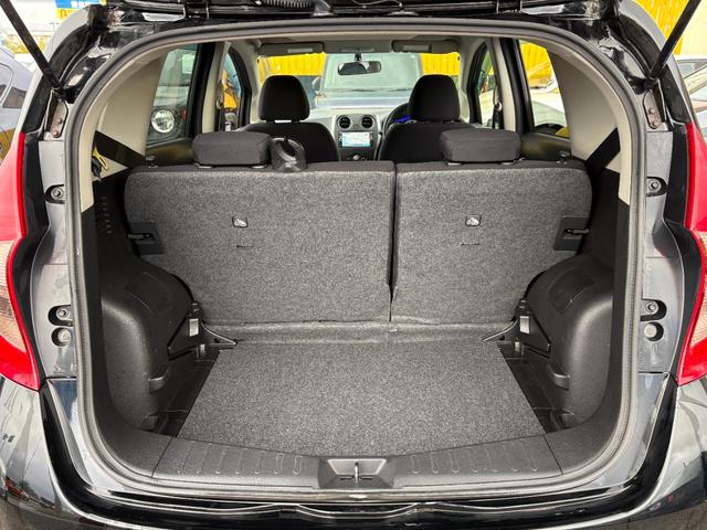ノート Ｘ　ＤＩＧ－Ｓ　車検２年／ナビ／Ｂカメ／Ｂｌｕｅｔｏｏｔｈ／ＴＶ／ＥＴＣ／禁煙／スマートキー／Ｐスタート／エコスーパーチャージャー／ドアバイザー／Ｔチェーン車／日産純正ＯＰエスティーロアルミホイール１５インチ（45枚目）