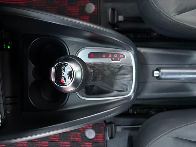 Ａ１スポーツバック １．４ＴＦＳＩ　検・２年付／ナビ／ＢＴ接／ＴＶ／ＨＩＤ／禁煙車／関東入／純正１５ＡＷ／ＡＵＴＯライト／７ＡＴ／ＭＴモード／ＥＴＣ／バイキセノンＰＫＧ／Ｍサーバー／コントラストルーフ／オートＡＣ／ドラレコ／スマートキー（28枚目）